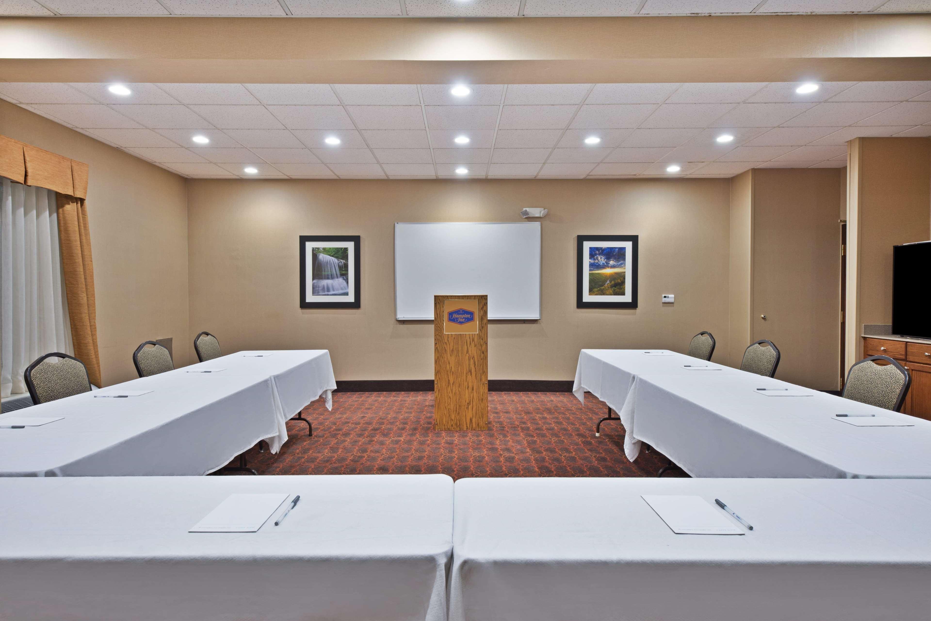 Hampton Inn Winfield Teays Valley Εξωτερικό φωτογραφία