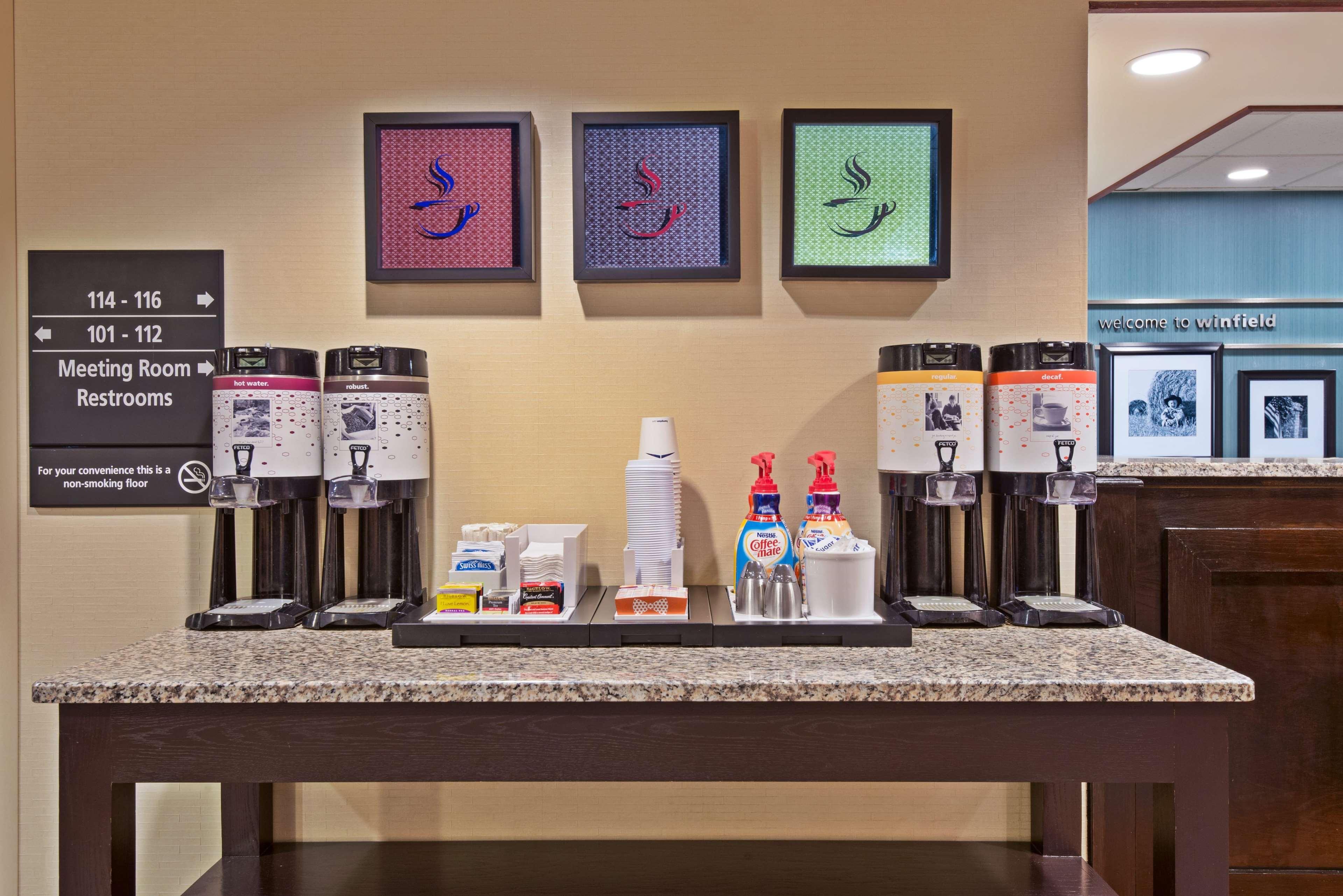 Hampton Inn Winfield Teays Valley Εξωτερικό φωτογραφία